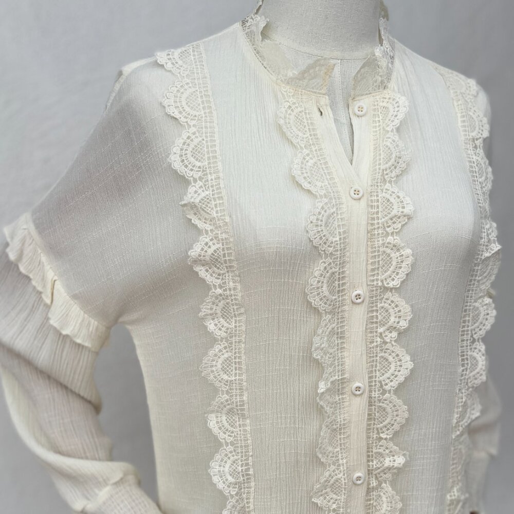 Blu Pepper Ruffly Lace Long Sleeve High Collar Retro Poetcore Button Up Top Sz M - Picture 13 of 15